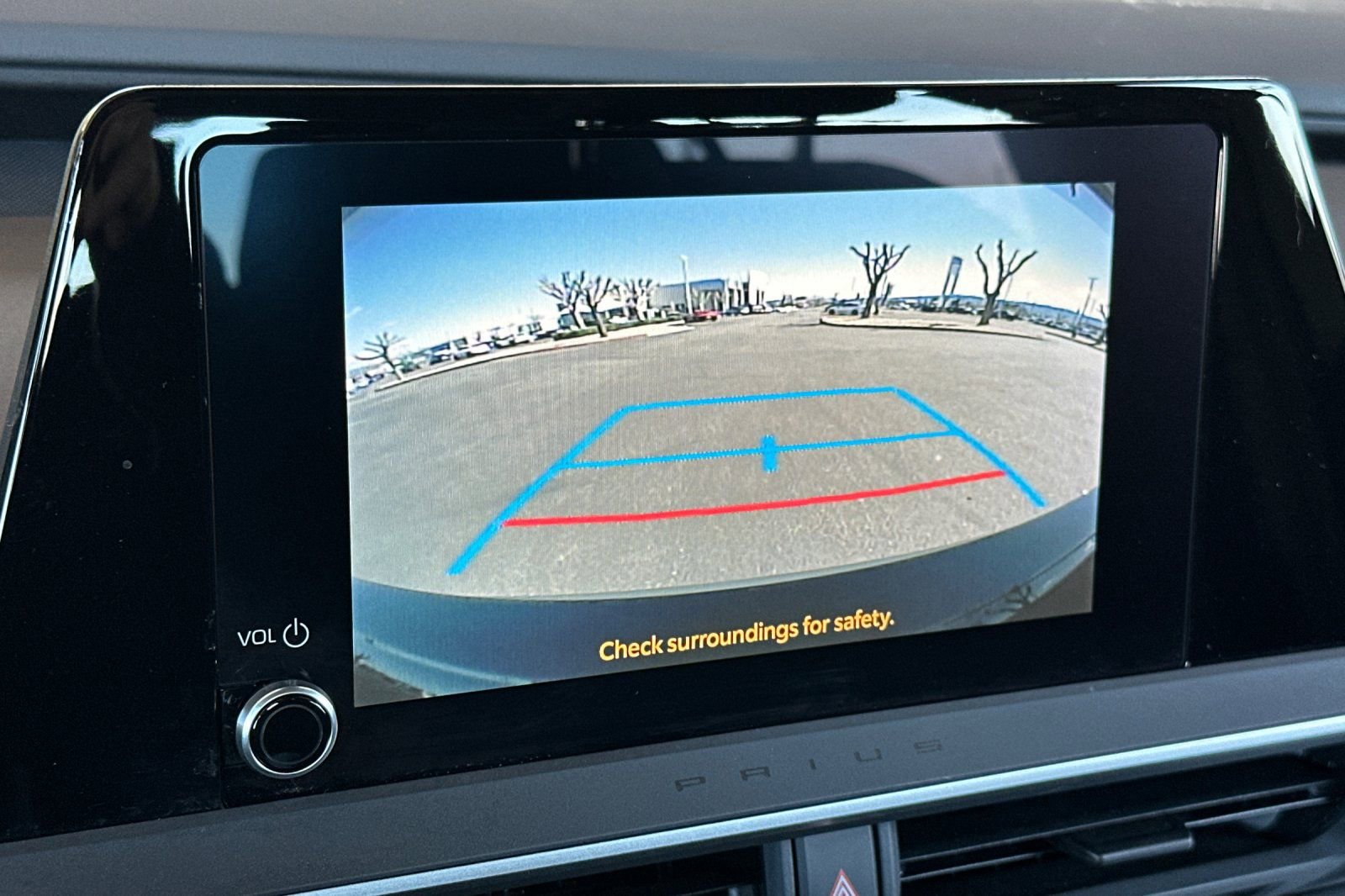 Used 2023 Toyota Prius LE image 22