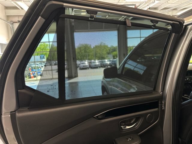 Used 2025 Honda Pilot TrailSport image 30