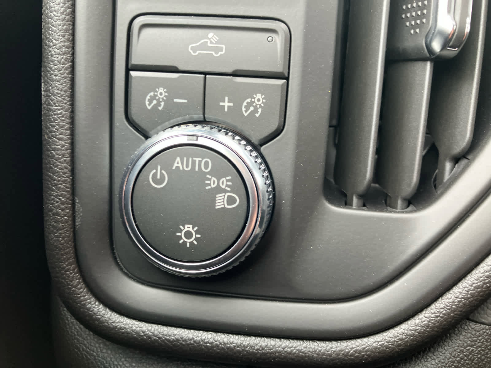 New 2026 GMC Sierra 1500 Pro w/ Pro Value Package image 15