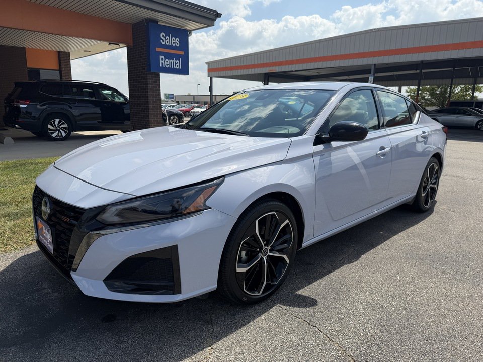 Used 2025 Nissan Altima 2.5 SR w/ SR Premium Package