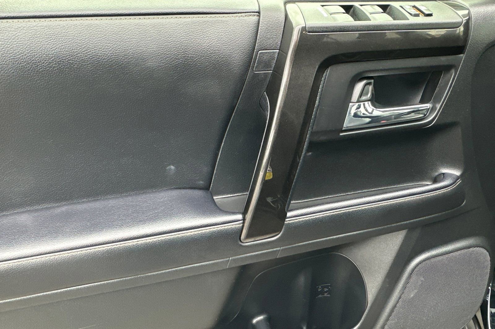 Used 2023 Toyota 4Runner 40th Anniversary SE image 11