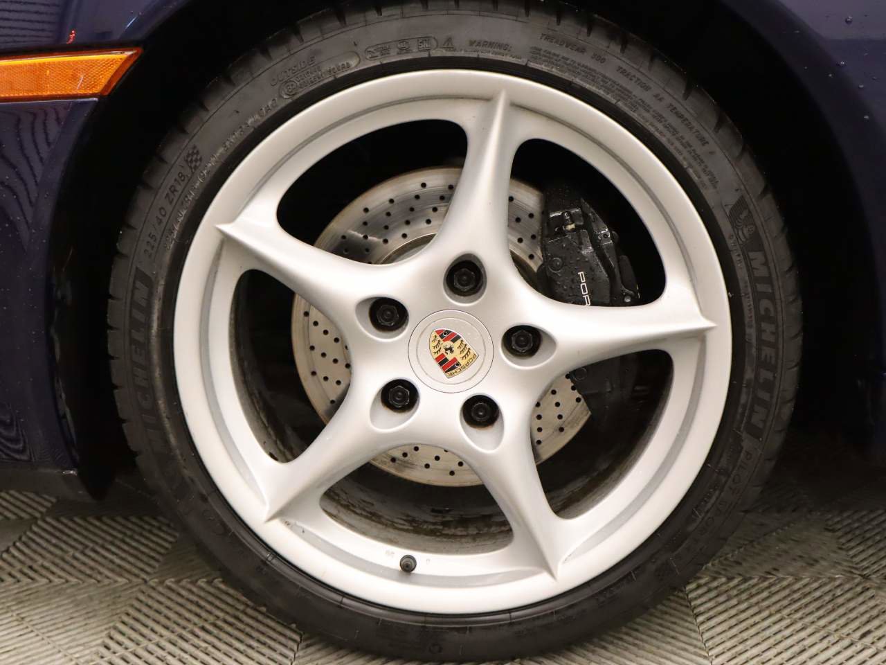 Used 2003 Porsche 911 Carrera image 6