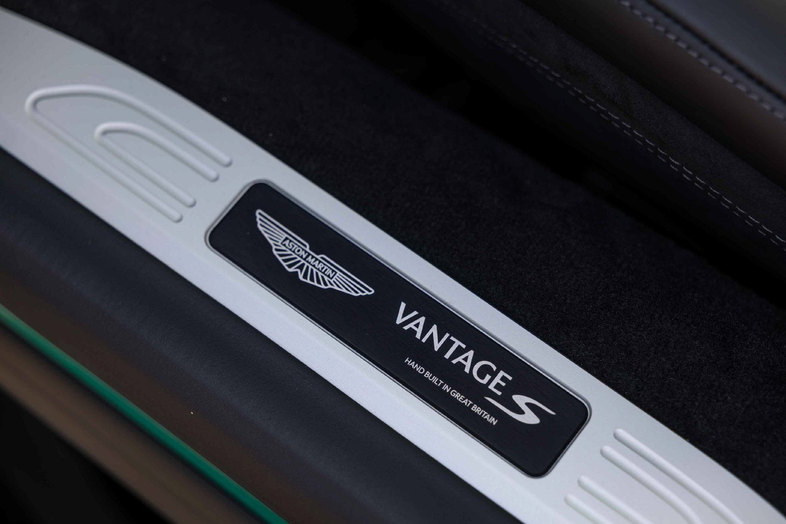 New 2026 Aston Martin V8 Vantage S RWD image 19