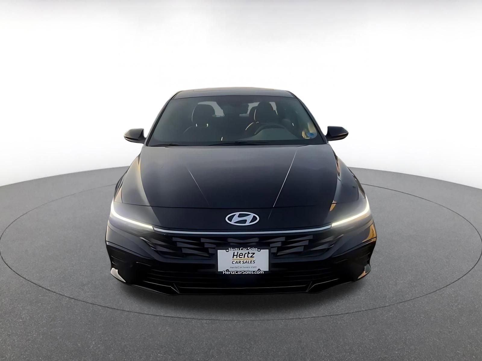 Used 2025 Hyundai Elantra SEL image 4