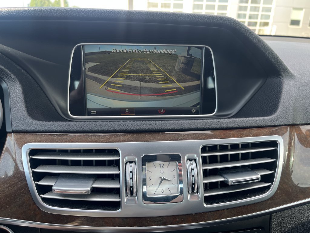 Used 2016 Mercedes-Benz E 350 4MATIC Sedan image 17