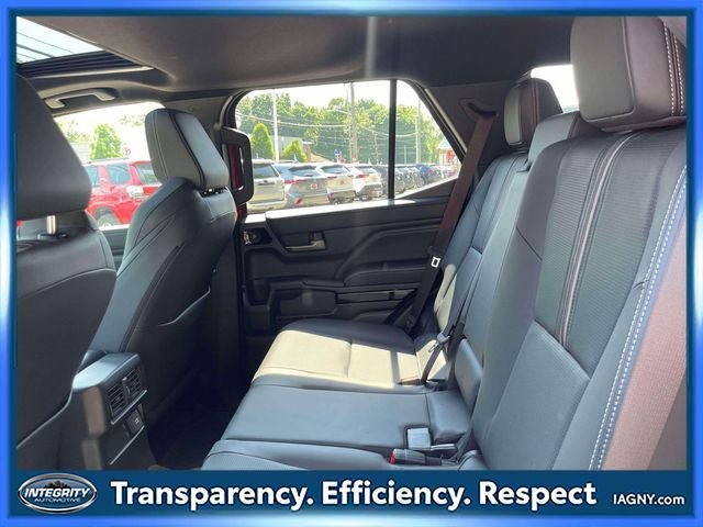Used 2025 Toyota 4Runner Limited AWD/4WD image 12
