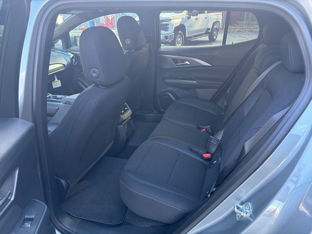 New 2026 Chevrolet Equinox EV LT w/ Comfort Package image 11