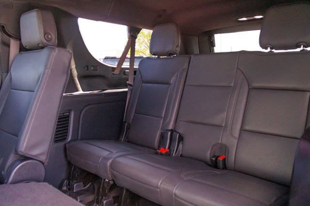 Used 2025 Chevrolet Suburban Z71 AWD/4WD image 9