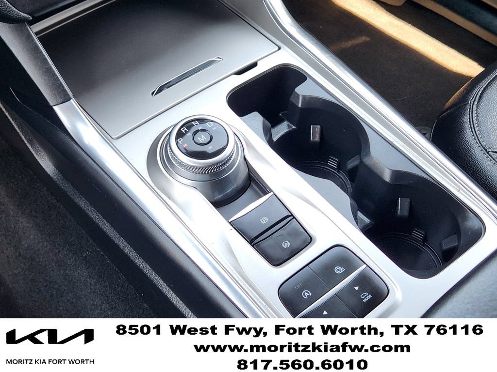 Used 2020 Ford Explorer XLT w/ Equipment Group 202A RWD image 18