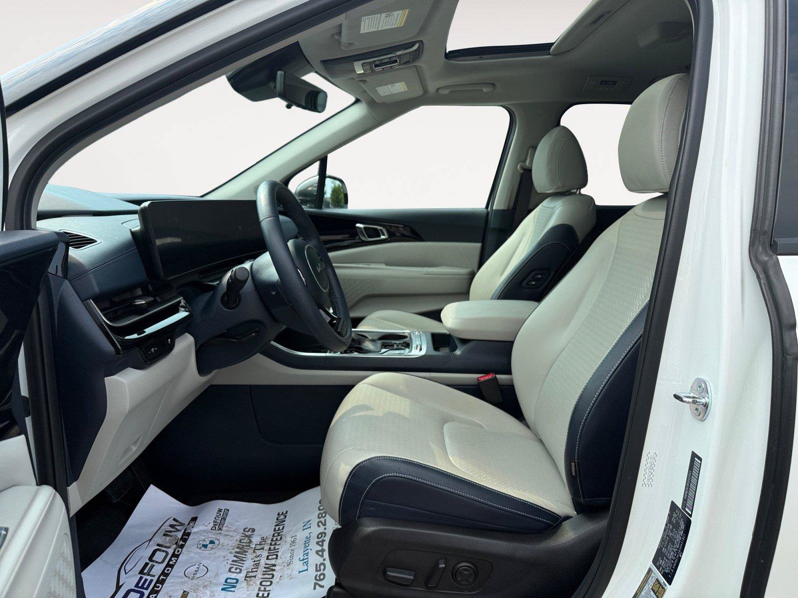 Used 2025 Kia Carnival SX Prestige FWD image 10