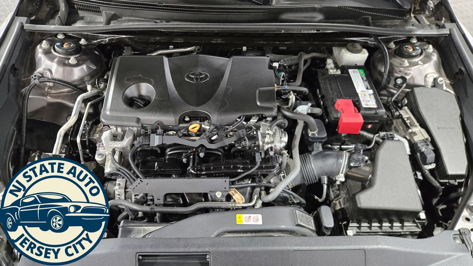 Used 2021 Toyota Camry SE FWD image 34