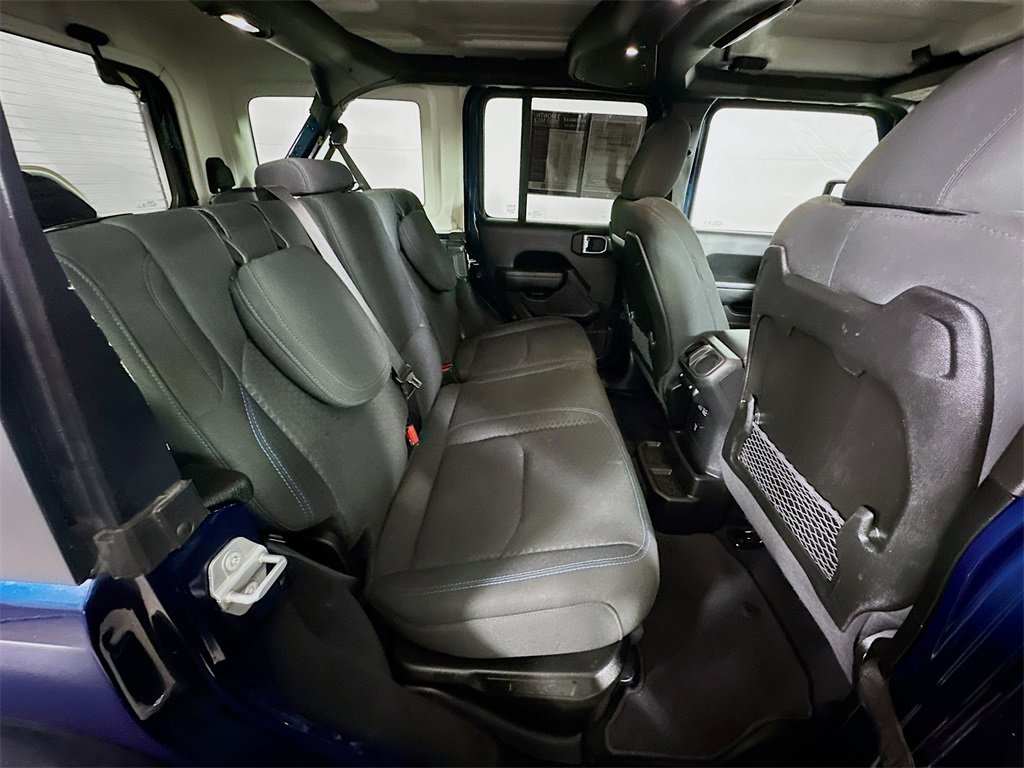 Used 2025 Jeep Wrangler Unlimited Rubicon 4xe w/ Technology Group image 11