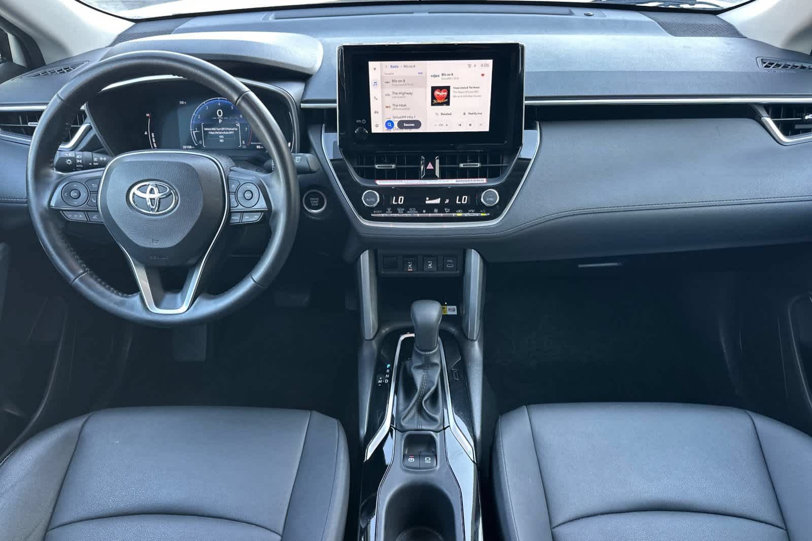 Used 2023 Toyota Corolla Cross XLE w/ Convenience Package FWD image 3