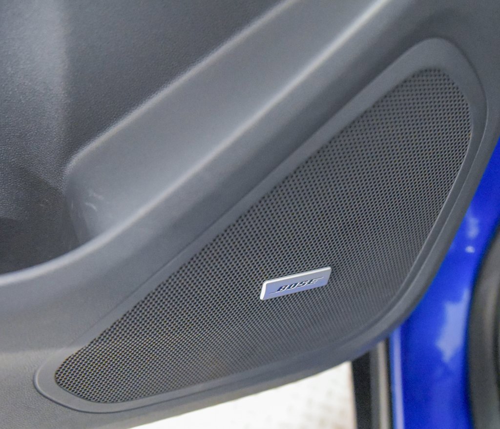 Used 2019 Chevrolet Bolt Premier w/ Infotainment Package image 16