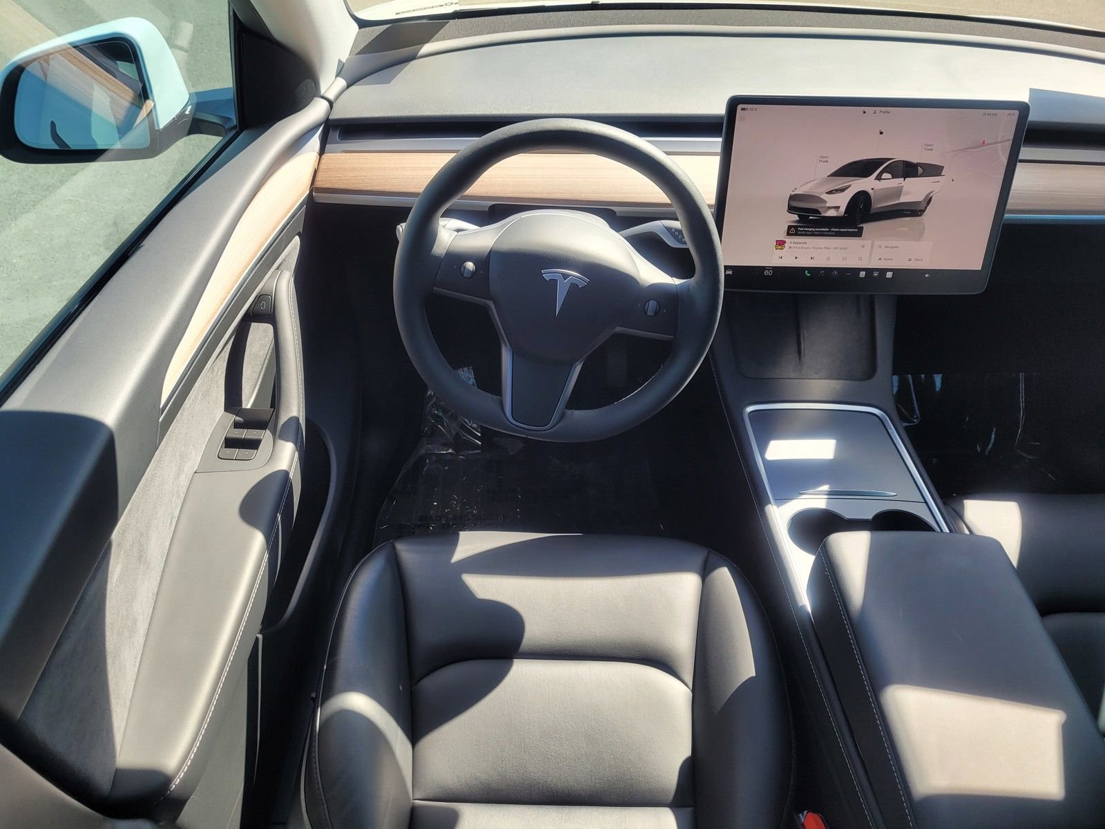 Used 2025 Tesla Model Y Long Range image 15