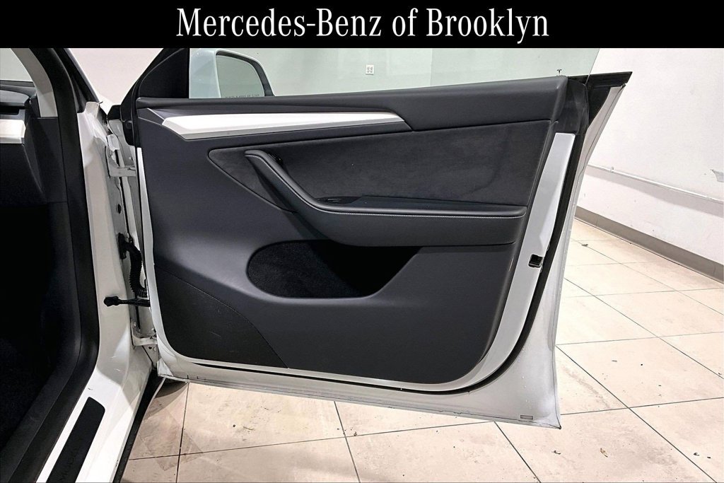 Used 2023 Tesla Model Y Long Range AWD/4WD image 22