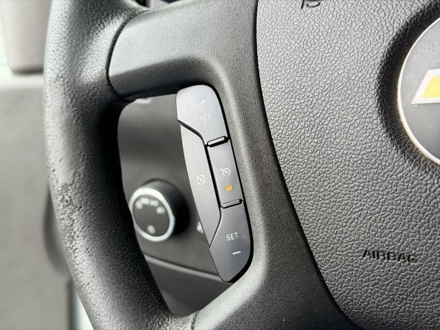 Used 2017 Chevrolet Express 2500 image 8