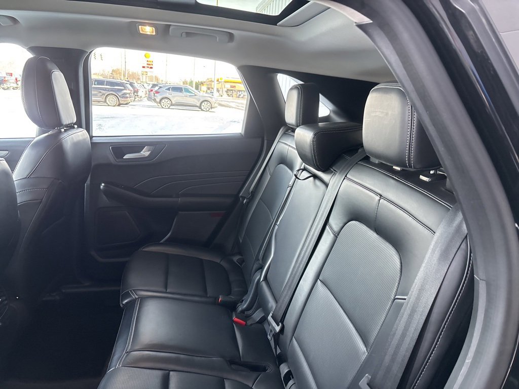 Used 2024 Ford Escape Platinum image 26