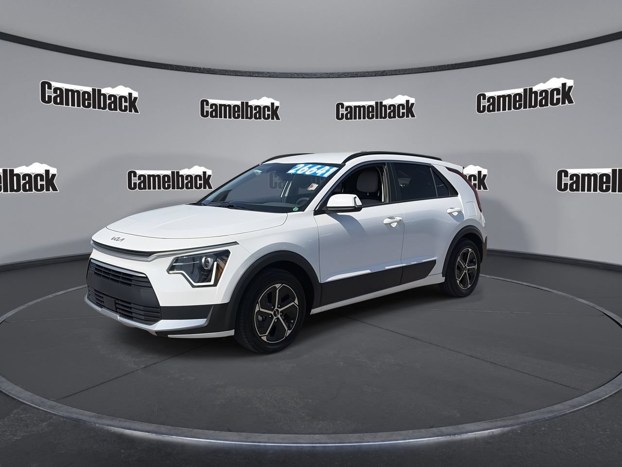 Certified 2024 Kia Niro EX FWD image 3