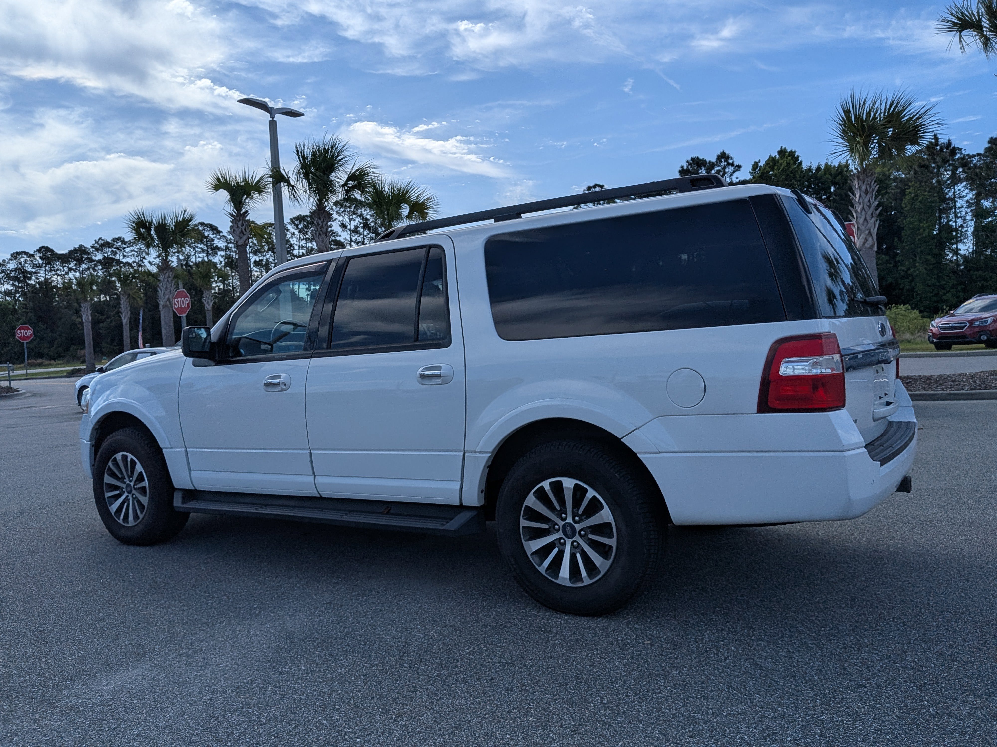 Used 2017 Ford Expedition EL XLT w/ Equipment Group 201A image 6