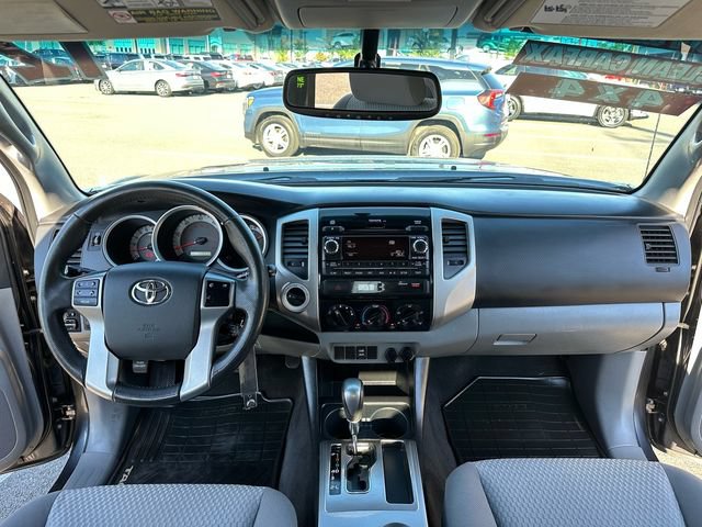 Used 2012 Toyota Tacoma 4x4 Double Cab w/ SR5 Pkg image 11