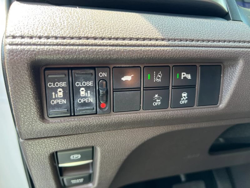 Used 2020 Honda Odyssey Touring image 24