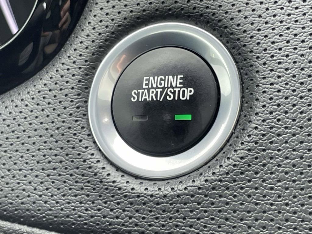 Used 2018 Cadillac XT5 Luxury w/ Driver Awareness Package image 30