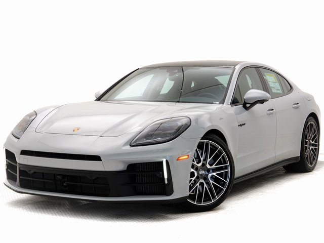 New 2025 Porsche Panamera 4