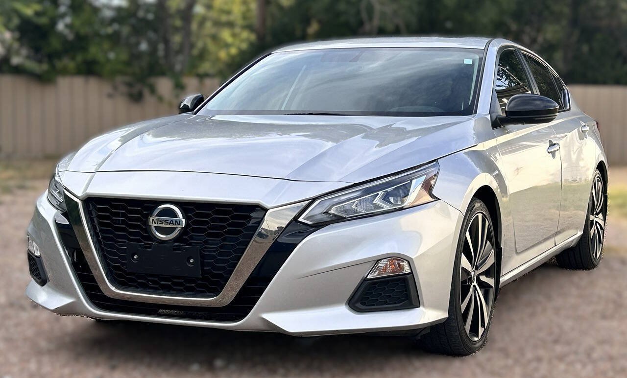 Used 2019 Nissan Altima 2.5 SR w/ SR Premium Package