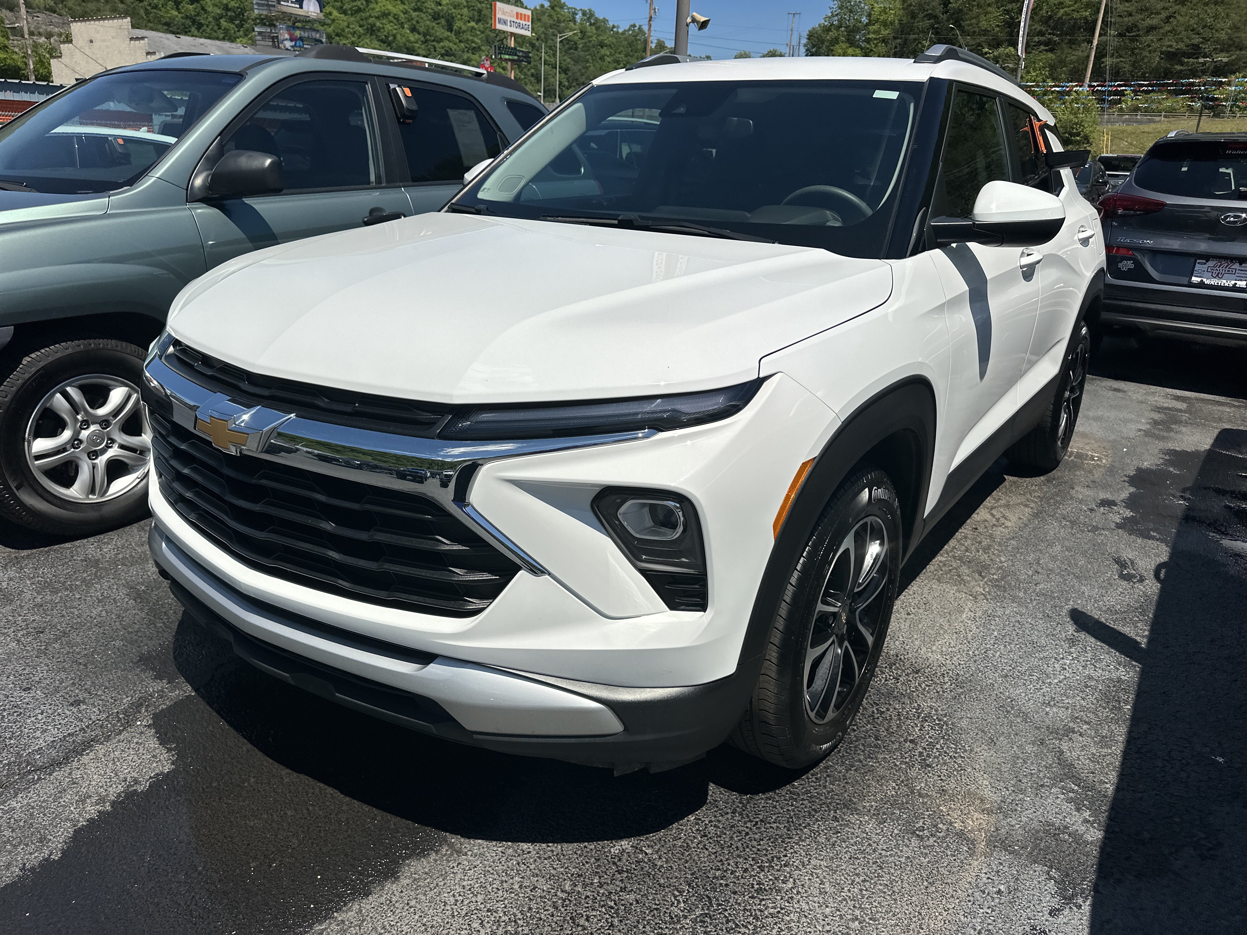 Used 2025 Chevrolet TrailBlazer LT FWD image 5
