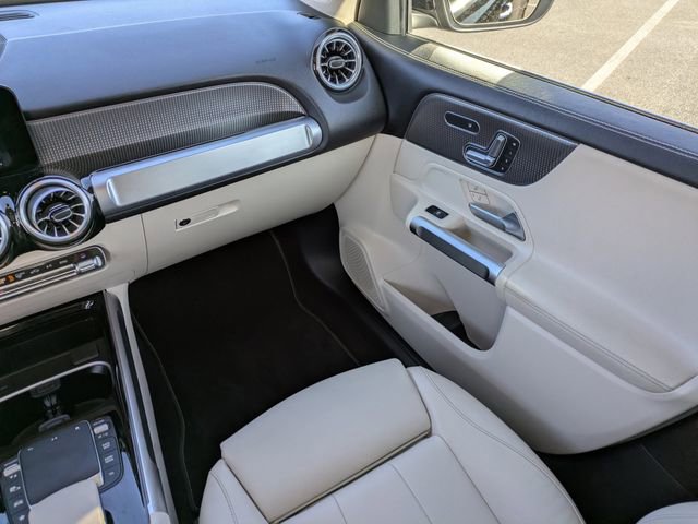 Used 2022 Mercedes-Benz GLB 250 image 18
