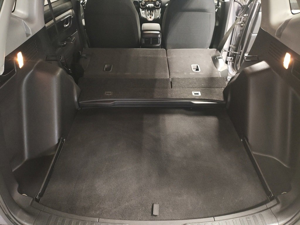 Used 2019 Honda CR-V LX image 16