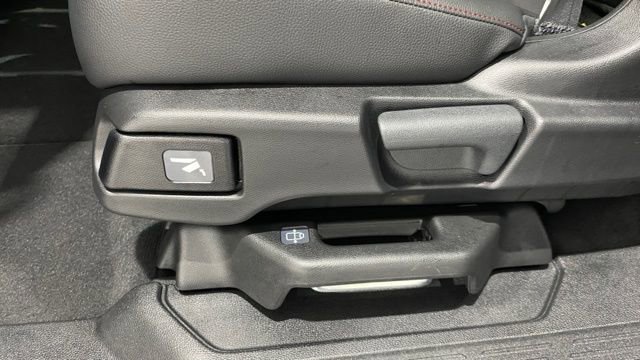 Used 2025 Honda Odyssey Sport-L image 17