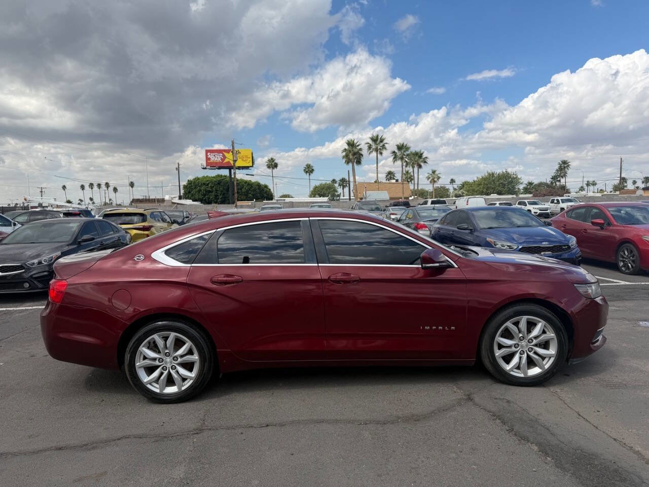Used 2017 Chevrolet Impala LT w/ Convenience Package image 13