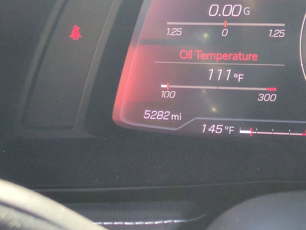 Used 2021 Chevrolet Corvette Stingray Coupe w/ Z51 Performance Package image 17