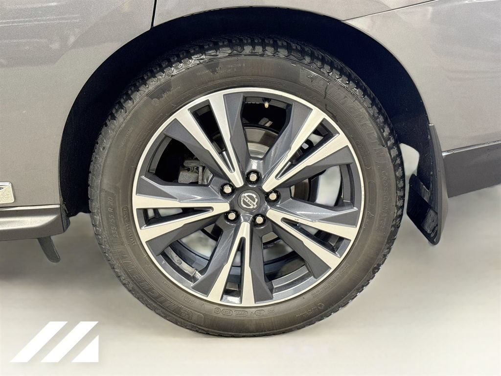 Used 2019 Nissan Pathfinder Platinum AWD/4WD image 34