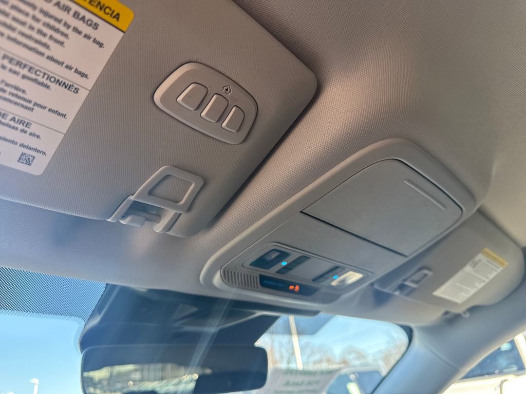 Used 2025 Ford Mustang Mach-E Select w/ Comfort Package Lite image 43