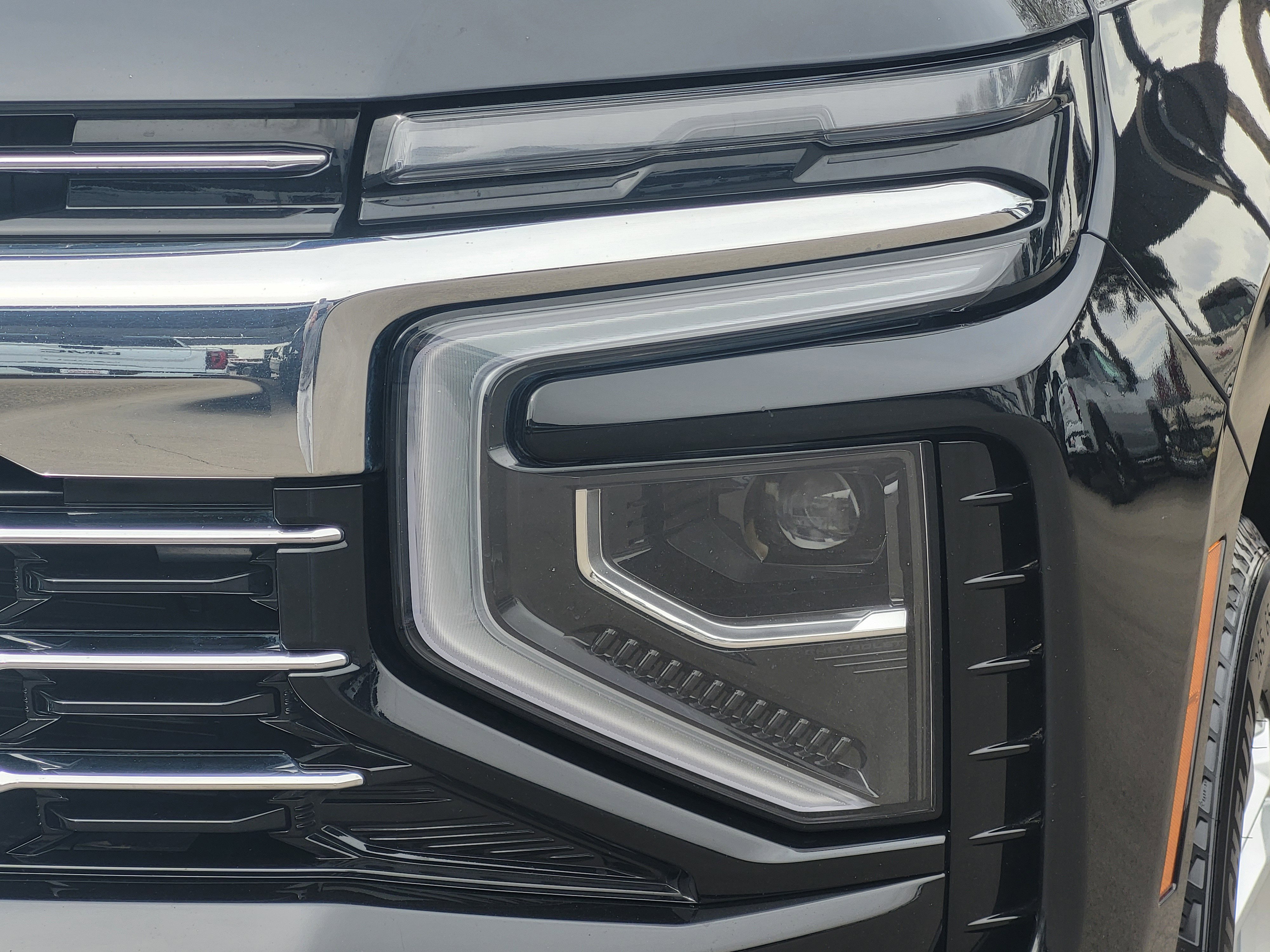 Used 2025 Chevrolet Tahoe LT AWD/4WD image 8