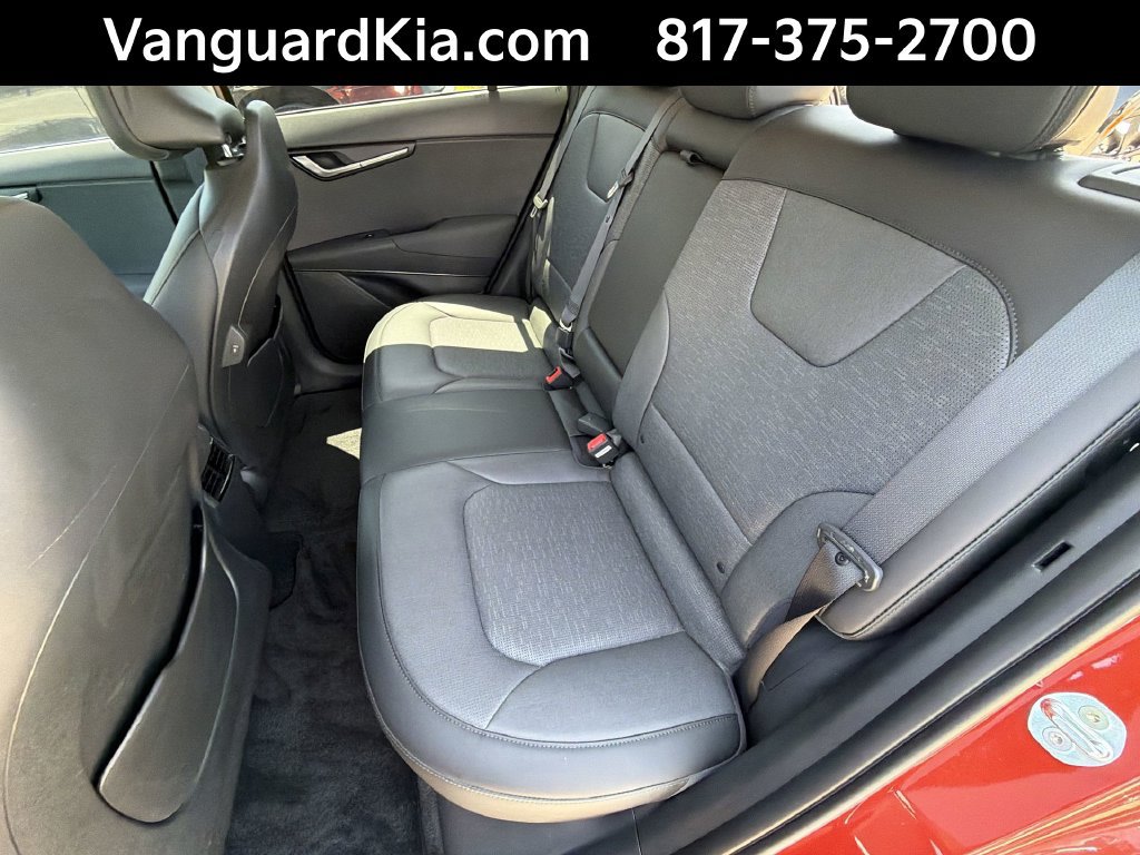 Certified 2023 Kia Niro Wave FWD image 28
