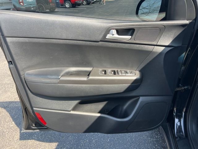 Used 2017 Kia Sportage LX image 23