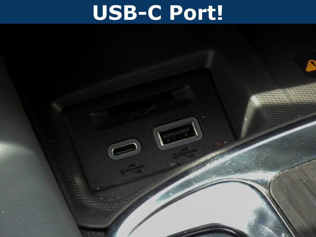 Used 2023 Buick Enclave Essence w/ Experience Buick Package image 14