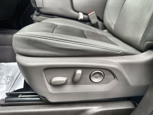 Used 2025 Chevrolet Silverado 1500 LT image 21