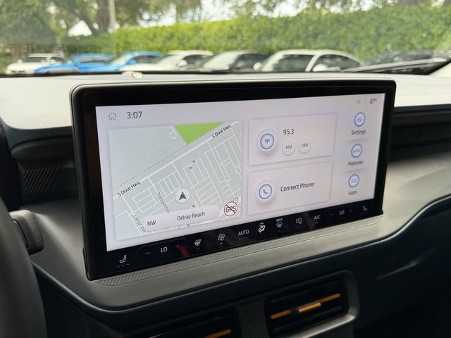 Used 2025 Ford Maverick Tremor AWD/4WD image 24
