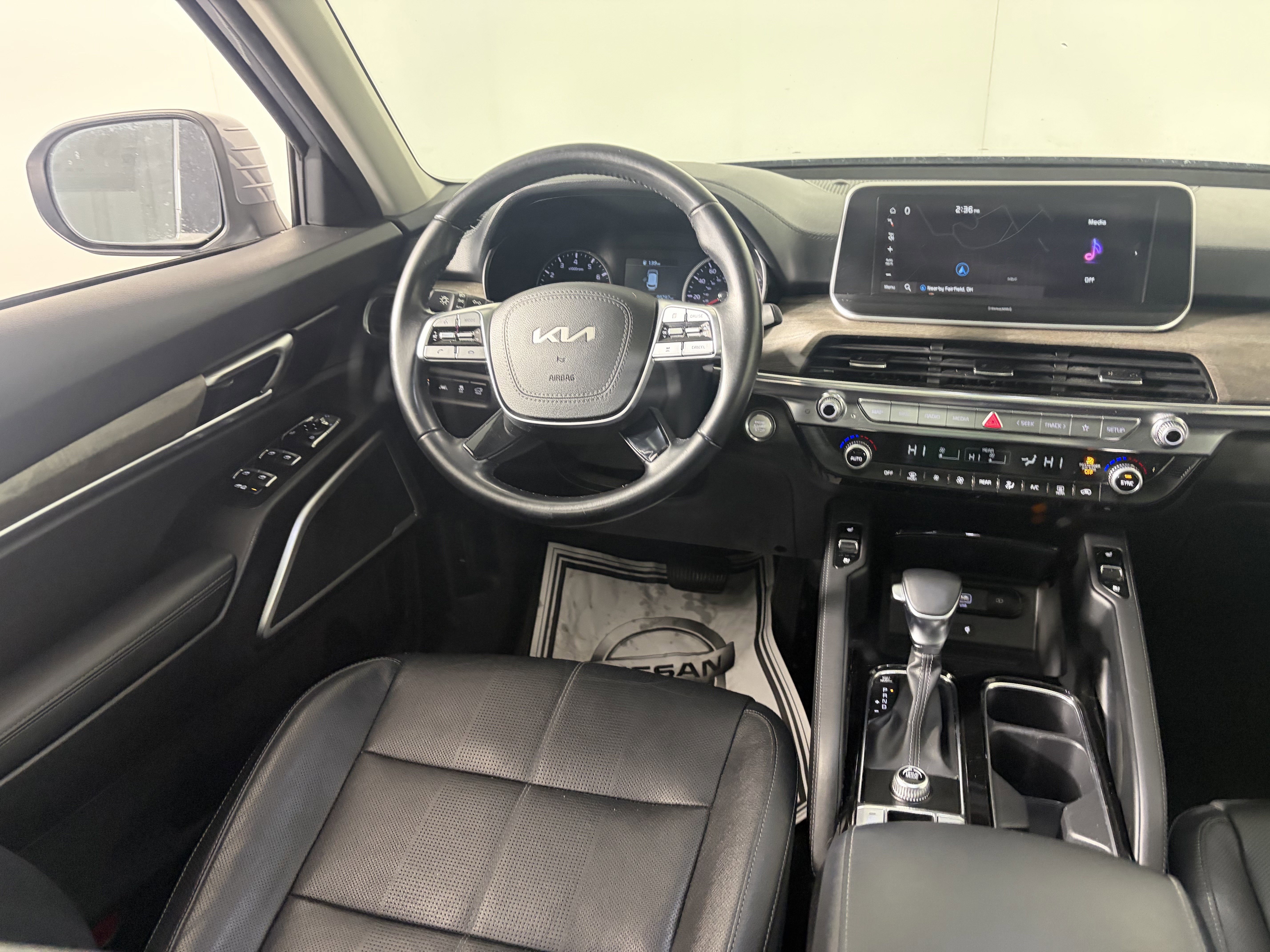 Used 2022 Kia Telluride EX w/ EX Premium Package image 35