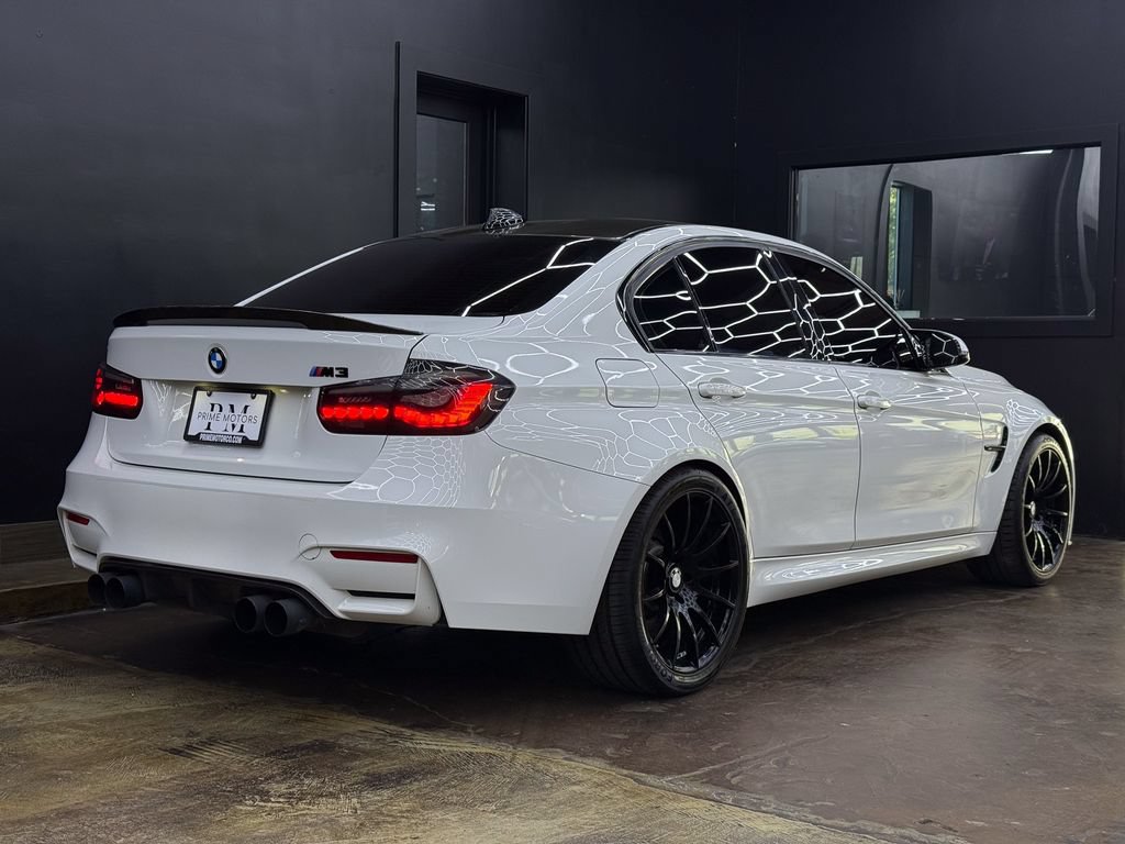 Used 2016 BMW M3 RWD image 9