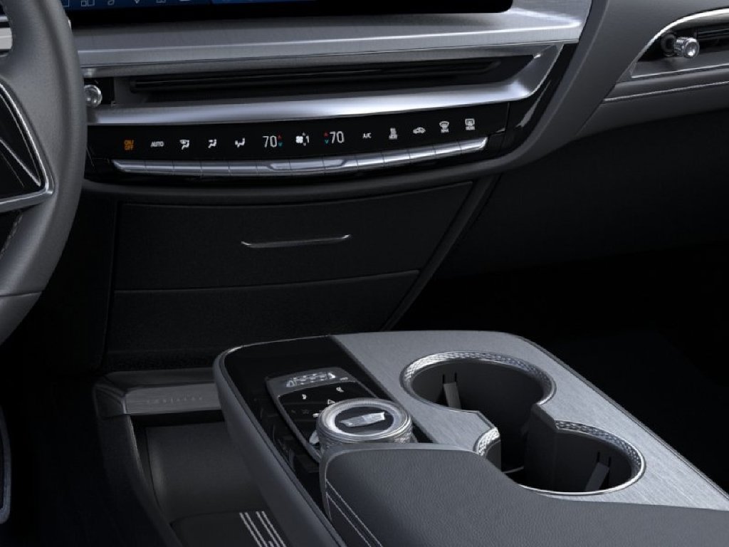 New 2027 Cadillac Lyriq Premium Luxury w/ LPO, Floor Liner Package AWD/4WD image 23