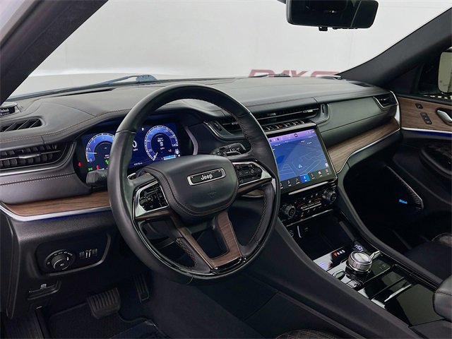 Used 2023 Jeep Grand Cherokee L Summit w/ Advanced Protech Group IV image 38