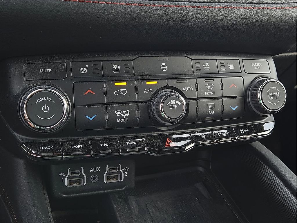 Used 2023 Dodge Durango R/T w/ Tow 'N Go Package image 16