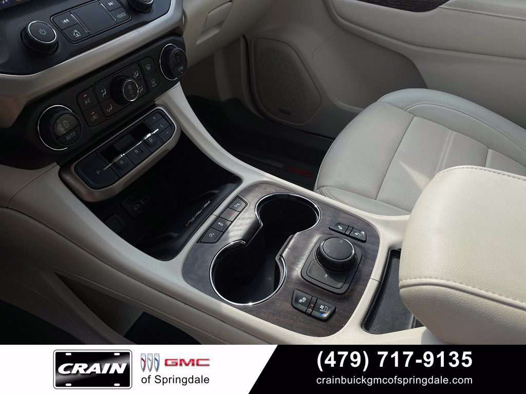 Used 2023 GMC Acadia Denali w/ Denali Ultimate Package FWD image 20