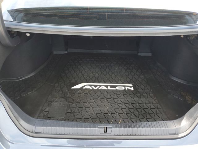 Used 2019 Toyota Avalon Limited w/ All Weather Liner Package image 11